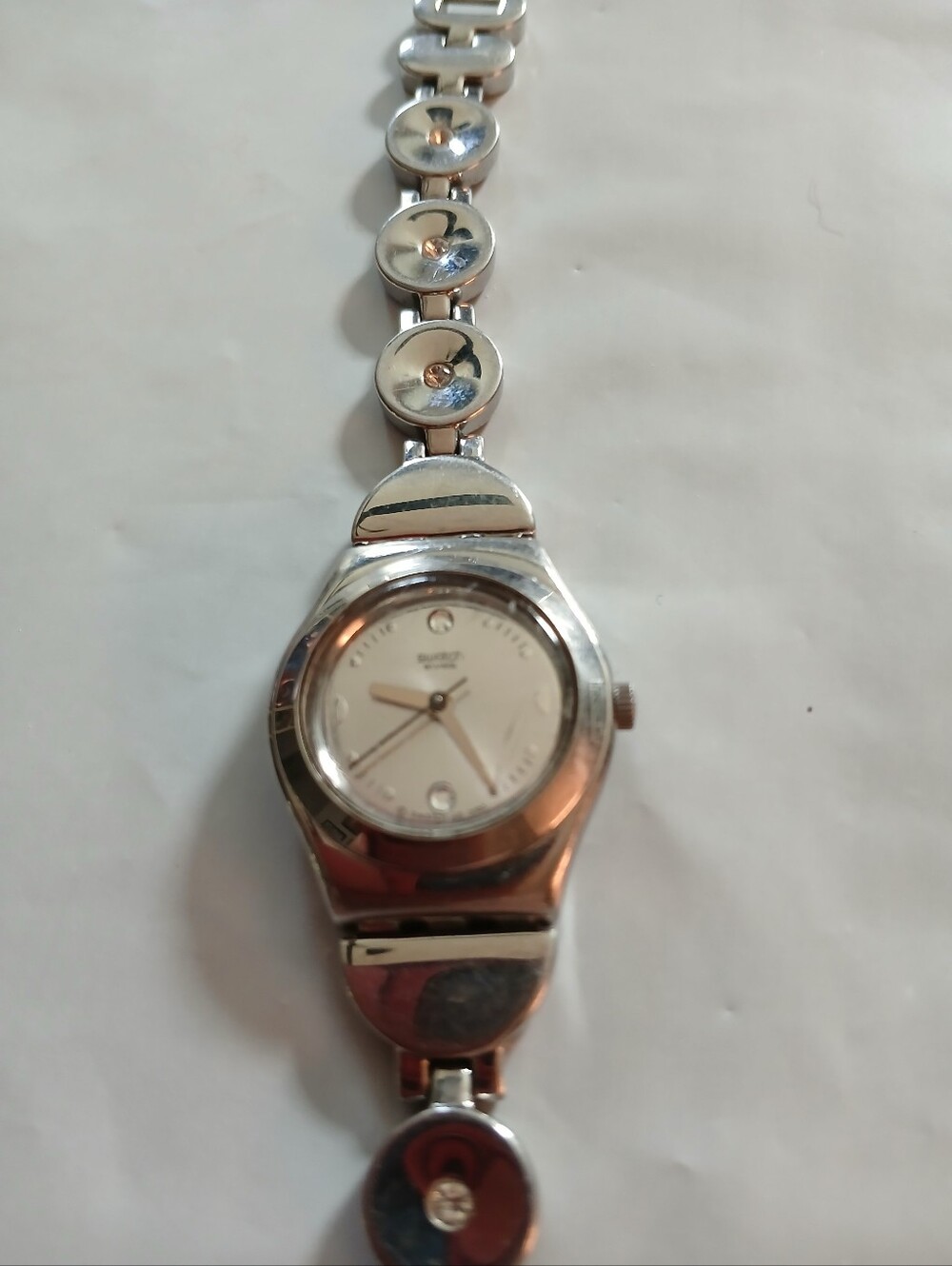 Swatch 2005 YSS317G Silver-Ton Ladies Bracelet Watch